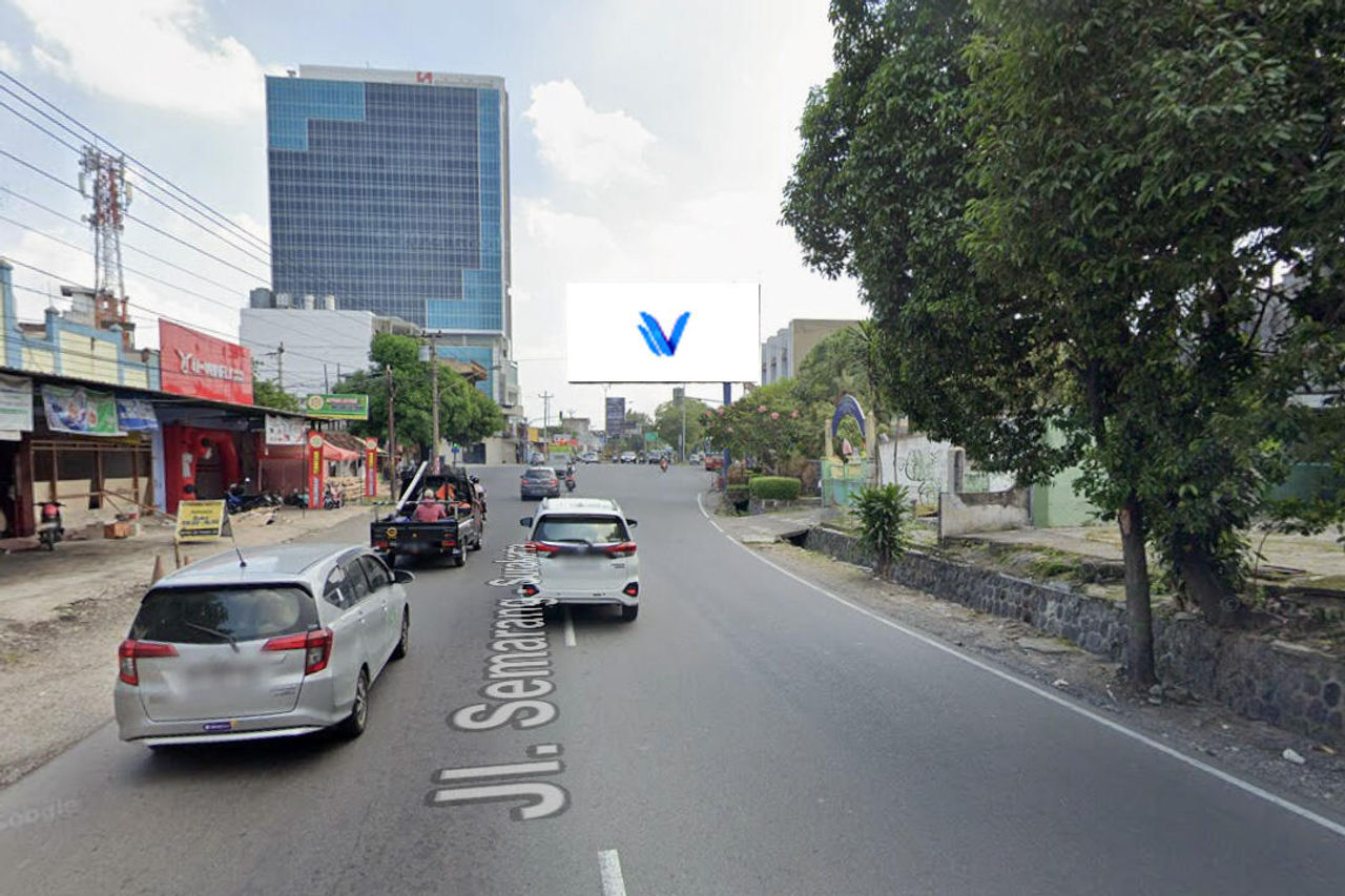 Billboard Jl. A. Yani, Gilingan, Solo