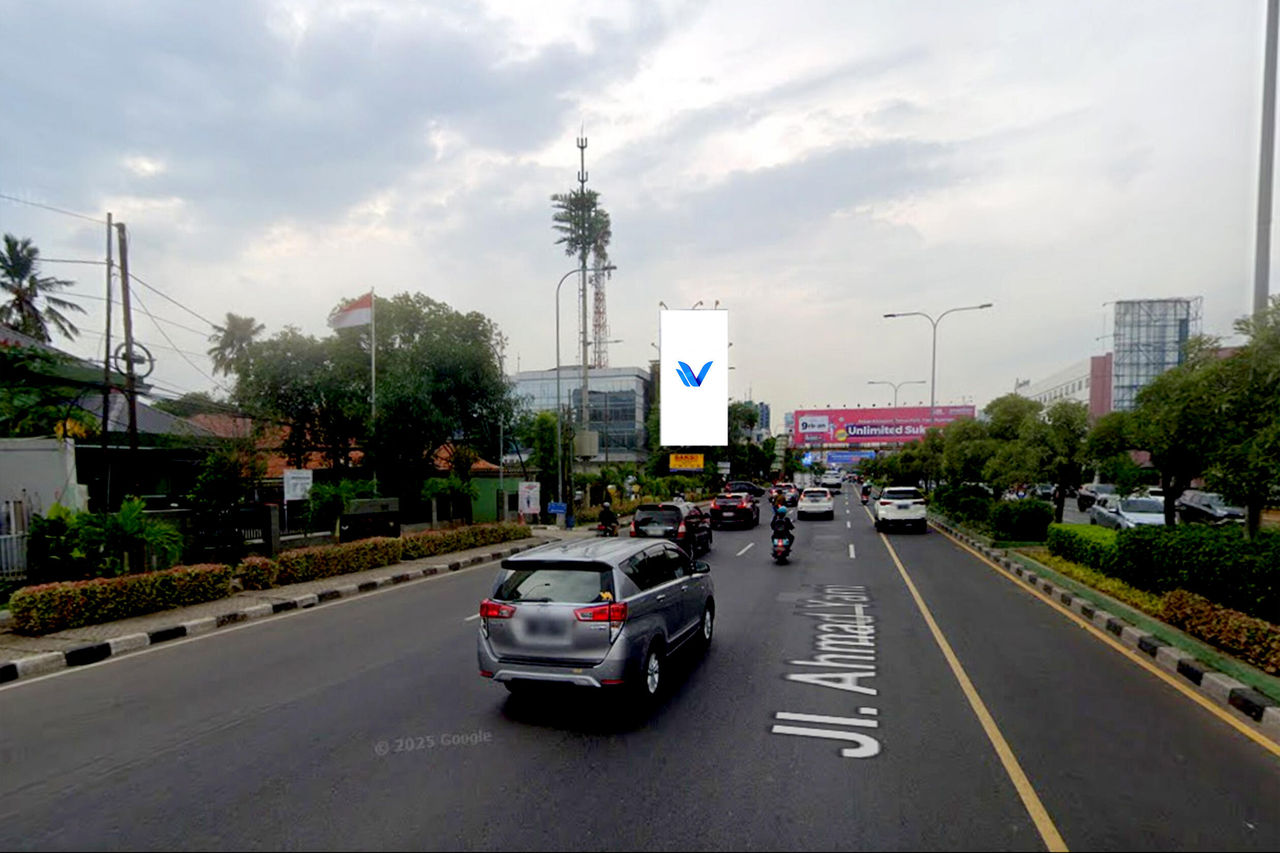 Billboard JL. Ahmad Yani (Depan Bakso Lapangan Tembak Senayan), Bekasi