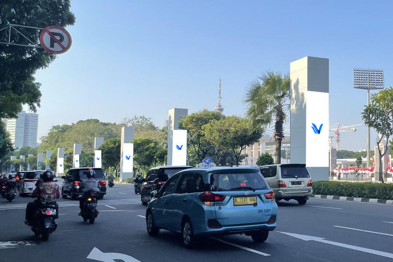 Billboard LOKASI PILLAR SENAYAN PAKET B