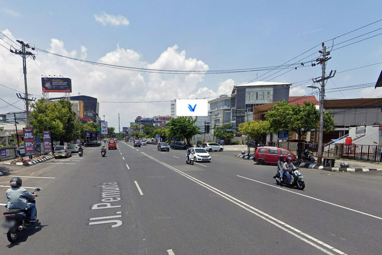 Billboard Jl. Pemuda (Rumah Makan Rodjo (Kawasan Perbankan), Semarang