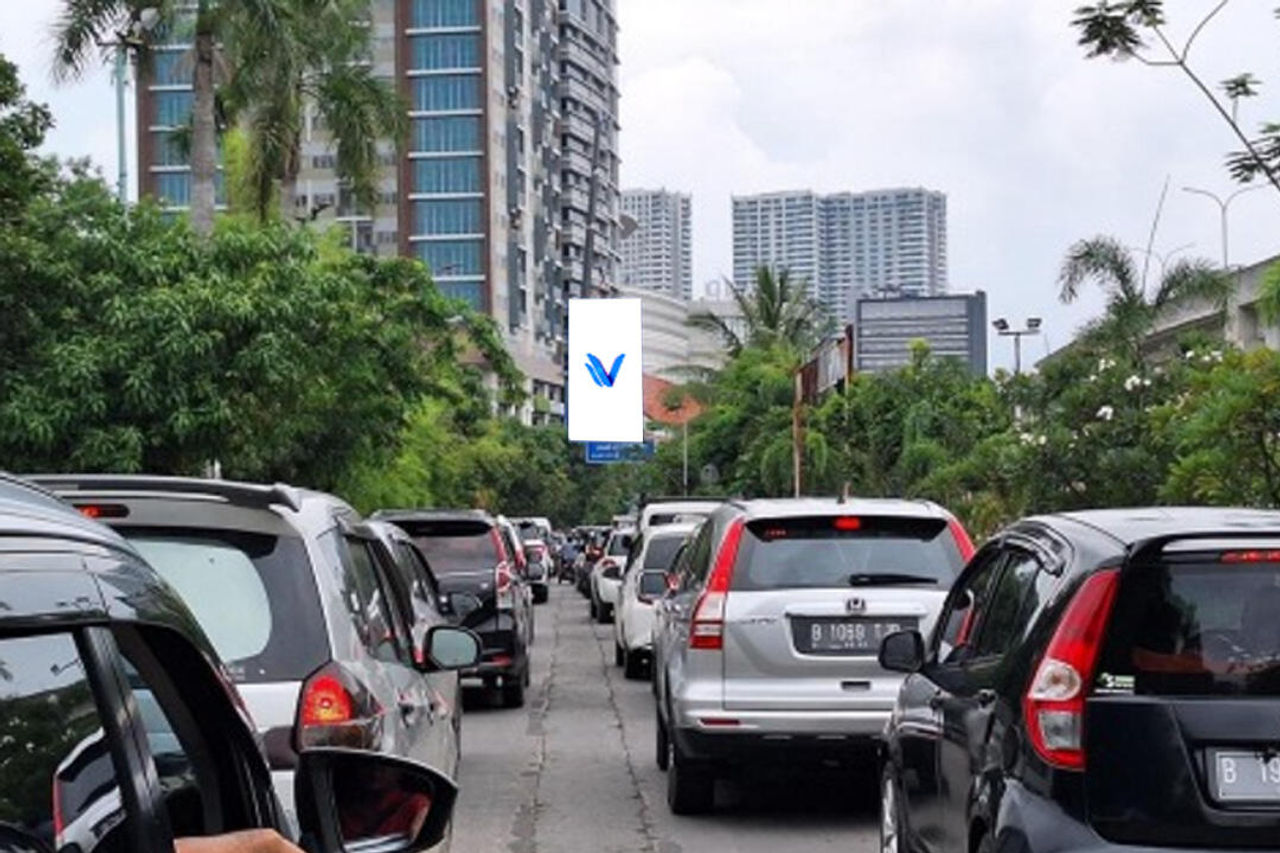 Billboard JL. KH. NOER ALI (DEPAN PINTU MASUK GRAND METROPOLITAN MALL), BEKASI