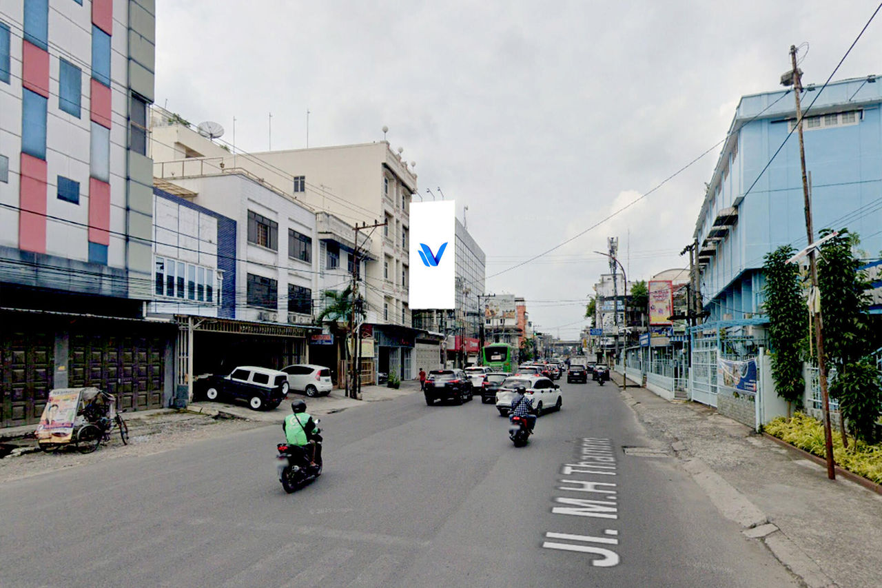 Billboard Jl. Thamrin Foodcourt, Medan
