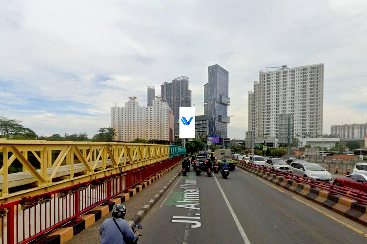 Billboard Jl. A. Yani (Depan Lottemart), Bekasi