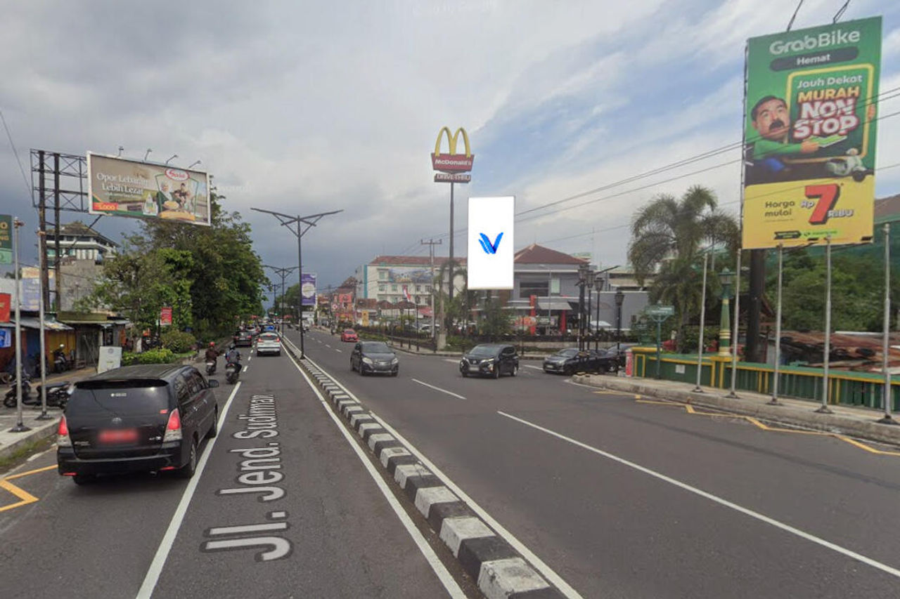 Billboard Jl. Jend Sudirman Depan MCD Gondolayu, Yogyakarta