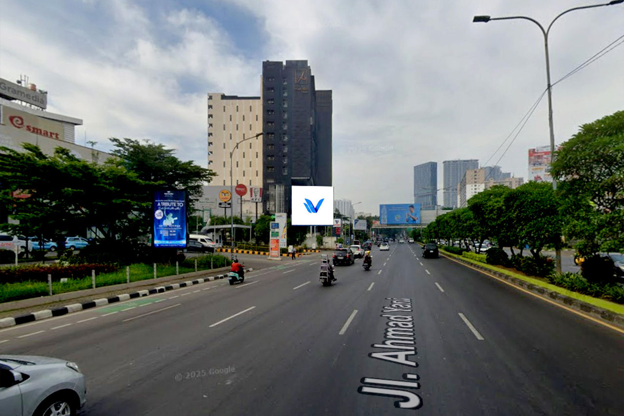 Videotron JL. AHMAD YANI ( DEPAN MEGA BEKASI HYPERMALL ), Bekasi