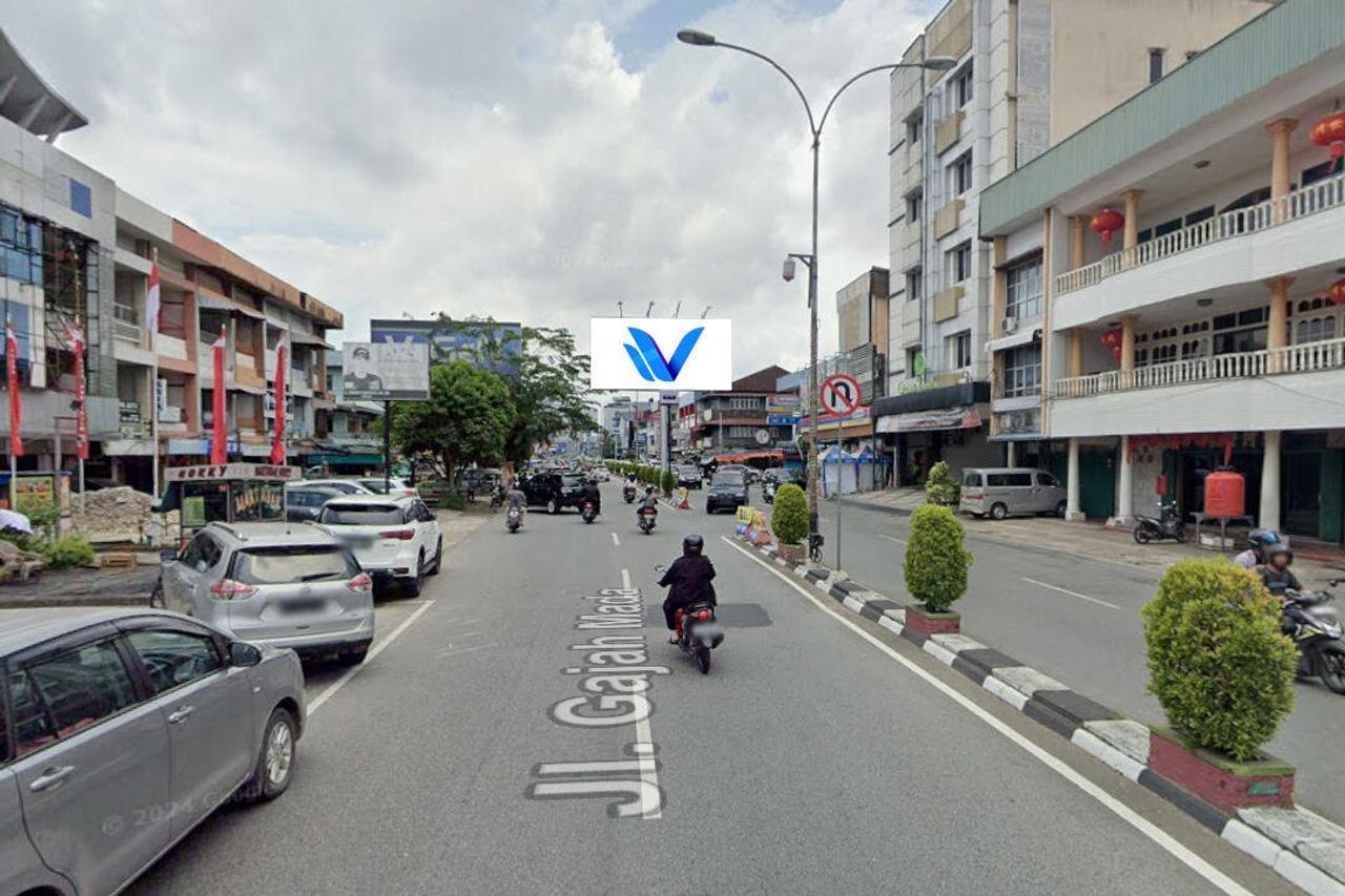 Billboard Median JL. Gajah Mada Depan JL. Setia Budi, Pontianak