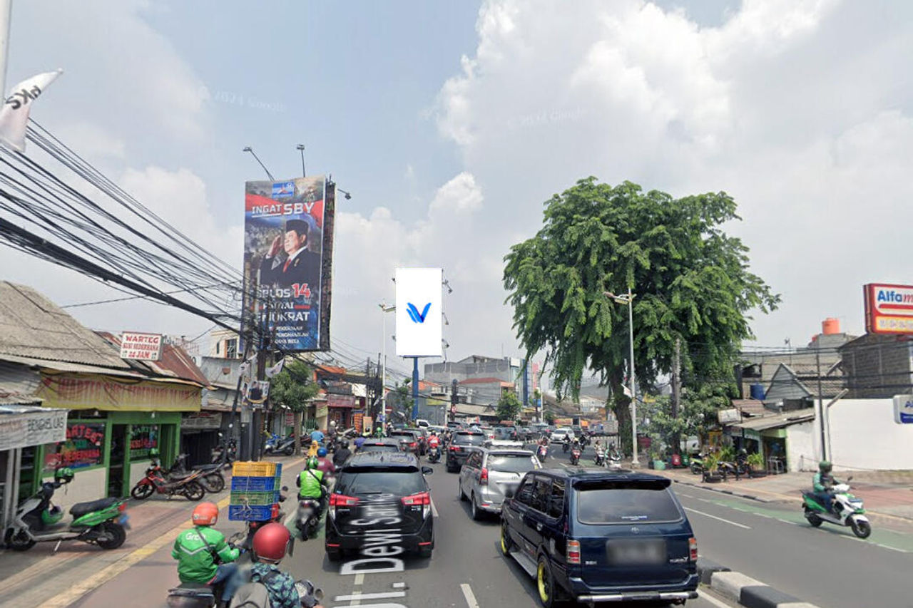 Billboard Jl. Dewi Sartika (Dekat PGC), Jakarta Timur