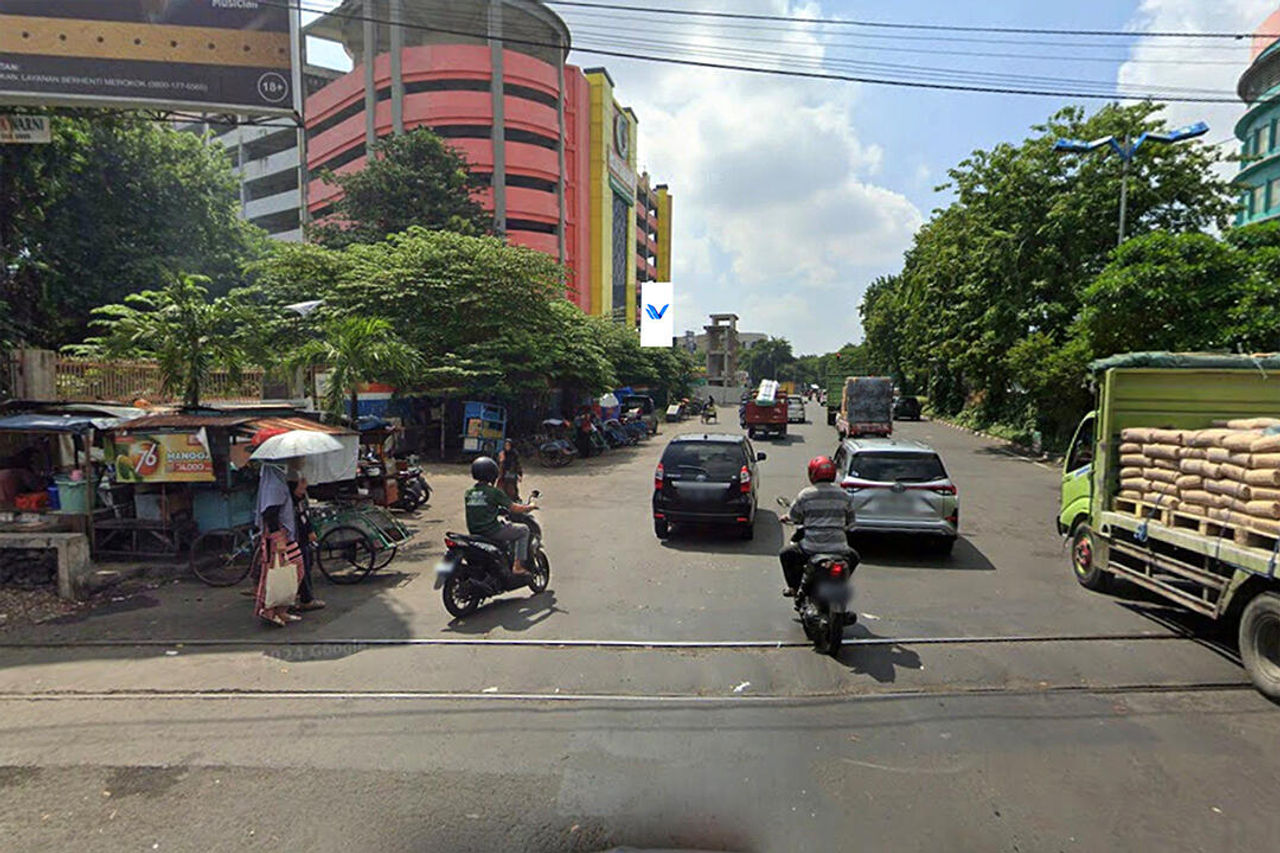 Billboard Perempatan Jl. Raya Dupak - Jl. Semarang (Depan PS. Turi - PGS), Surabaya