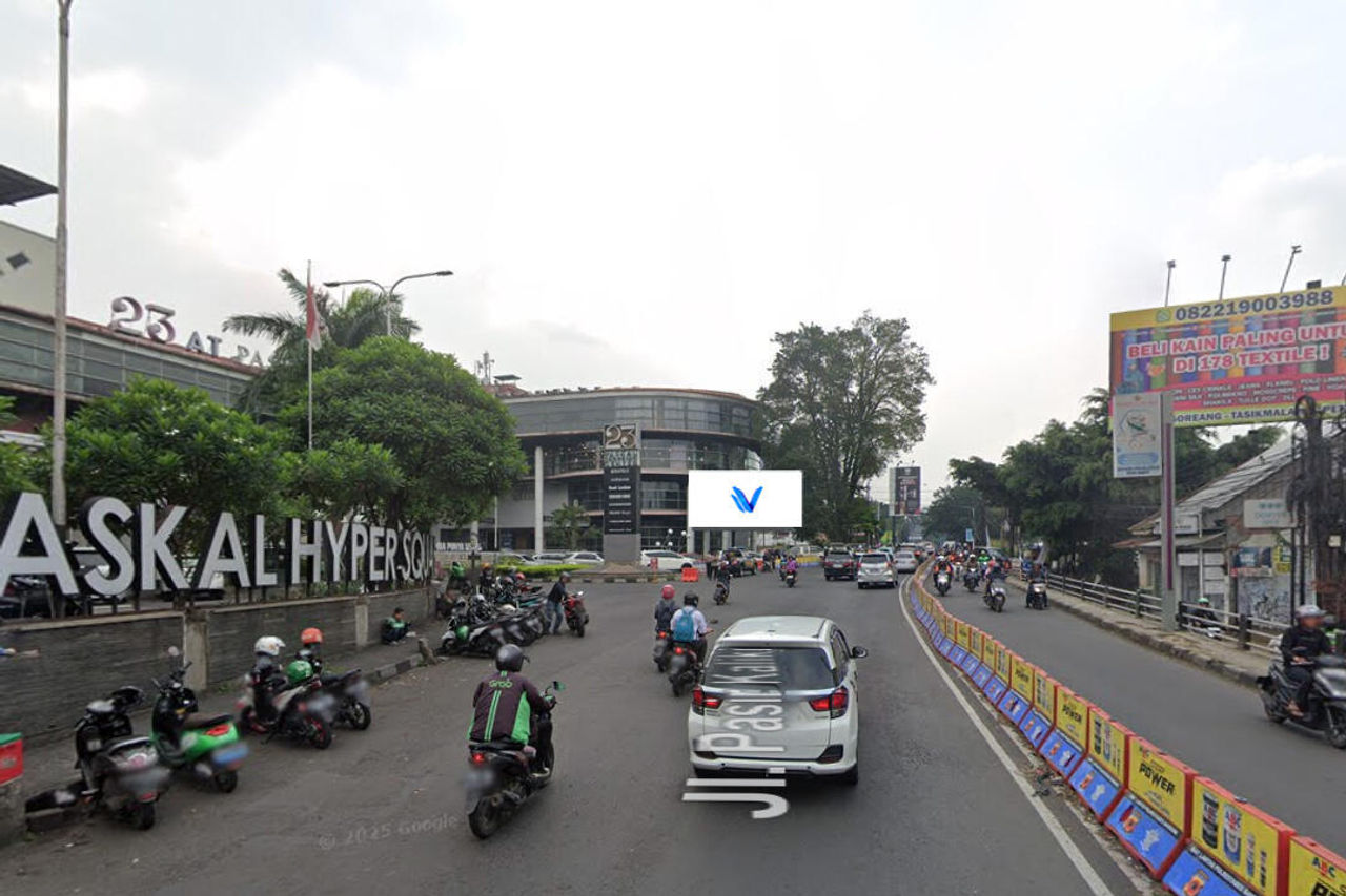 Videotron JL. Pasir Kaliki (Depan Paskal 23), Bandung