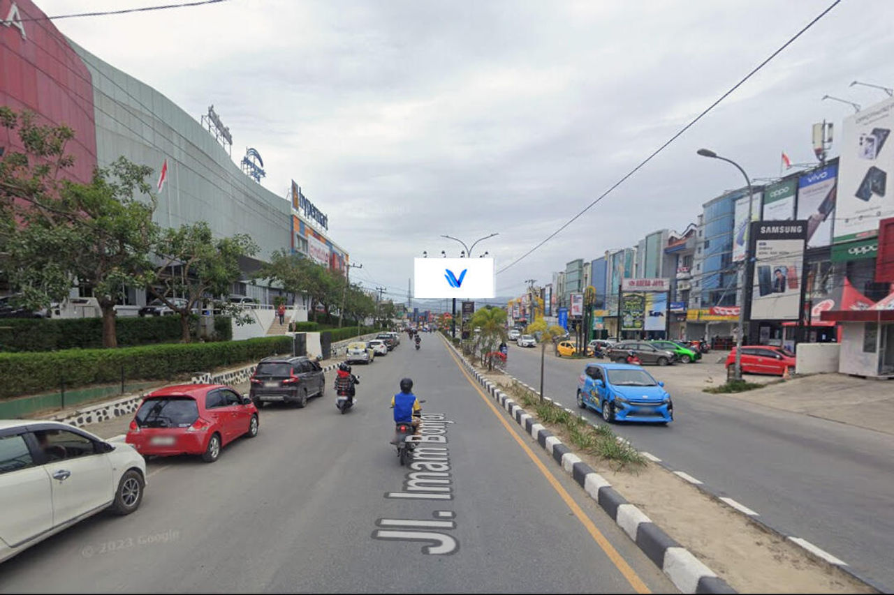 Billboard JL. M.T Haryono ( depan Lippo Mall) - Kendari