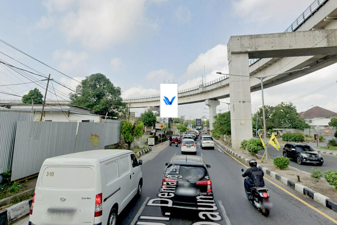 Billboard JL. Demang Lebar Daun Depan Dunkin Donat, Palembang