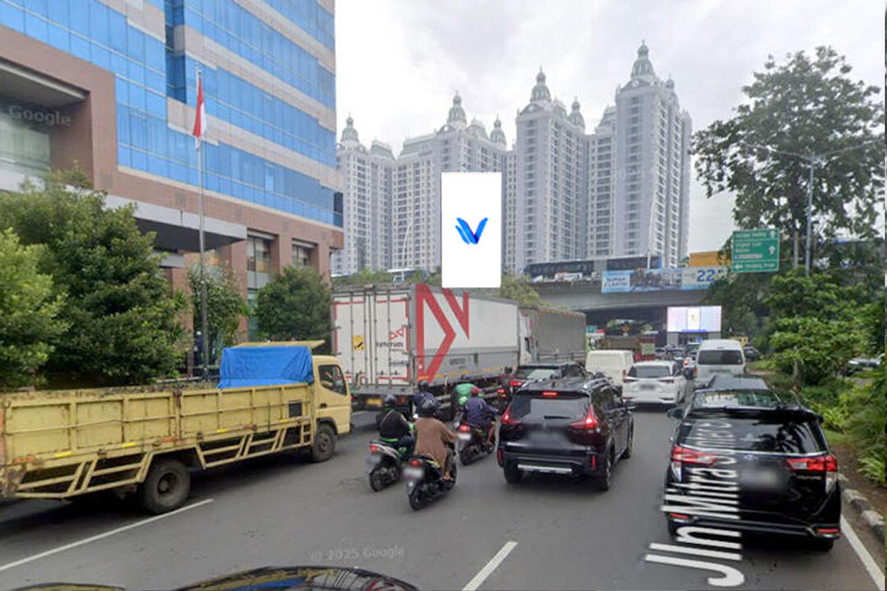 Billboard Jl. Mitra Sunter Boulevard (Hal Wisma SMR), Jakarta Utara