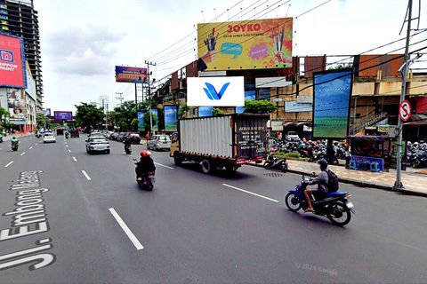 JL. EMBONG MALANG DEPAN TUNJUNGAN PLAZA (BAWAH), SURABAYA