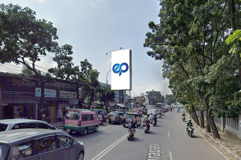 JL. SURAPATI (DEPAN PUSDAI), BANDUNG