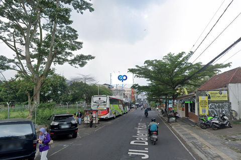 JL. ALUN ALUN / DALAM KAUM NO 75, BANDUNG