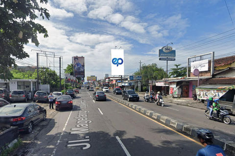 JL. MAGELANG PEREMPATAN SELOKAN (KM5), YOGYAKARTA
