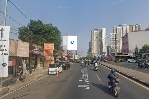Baliho Jl. Alternatif Cibubur, Depok