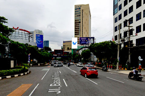 JL. BASUKI RAHMAT 81 (DEKAT DUNKIN DONUT), SURABAYA