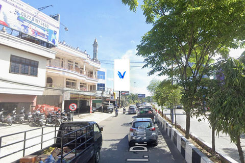 JL. DR. SOETOMO, SIMPANG 4 LEMBUSWANA, SAMARINDA