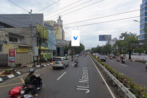 JL. PANDANARAN (DEPAN HOLLAND BAKERY PUSAT OLEH - OLEH), SEMARANG