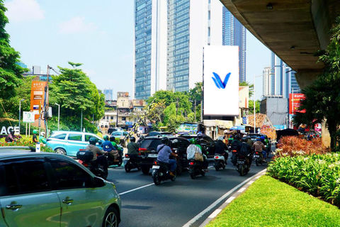 RUMAH SATRIO – VIEW TO SUDIRMAN