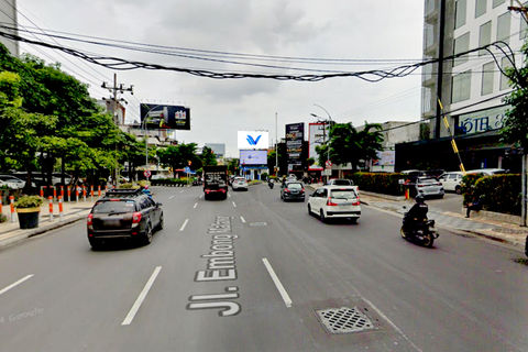 PEREMPATAN JL. EMBONG MALANG - TIDAR (DPN HOTEL MAXONE), SURABAYA