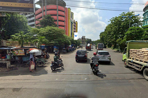 PEREMPATAN JL. RAYA DUPAK - JL. SEMARANG (DEPAN PS. TURI - PGS), SURABAYA