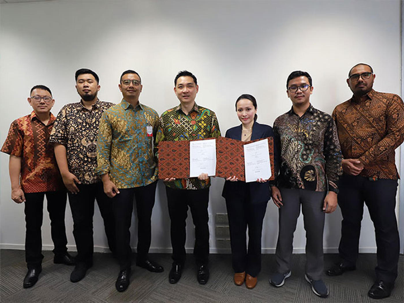 Penandatanganan MoU Dengan Perusahaan Asal Swiss International Workplace Group (IWG)