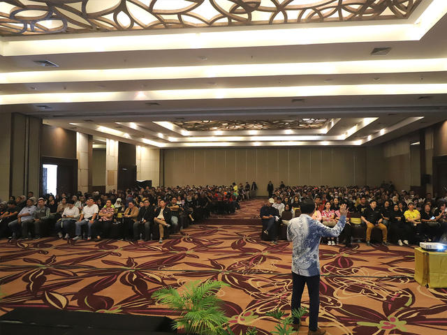 Ribuan Agen Hadiri Acara Agent Gathering Pre-Launch NAVARA di Hotel Santika Premiere Kota Harapan Indah