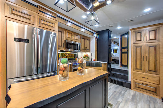 heartland bighorn 3950fl kitchen cabinets