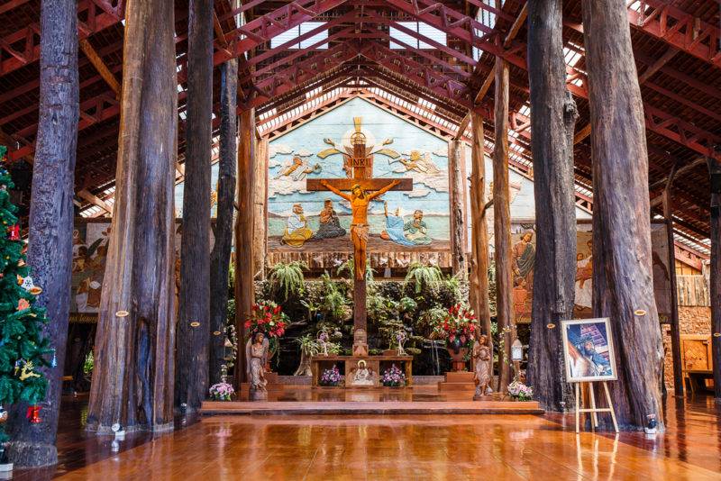 เมืองไม้ แฟนตาซี เป็นอีกหนึ่งที่เที่ยวนครปฐมที่ผู้คนต่างให้ความสนใจกันเป็นอย่างมาก