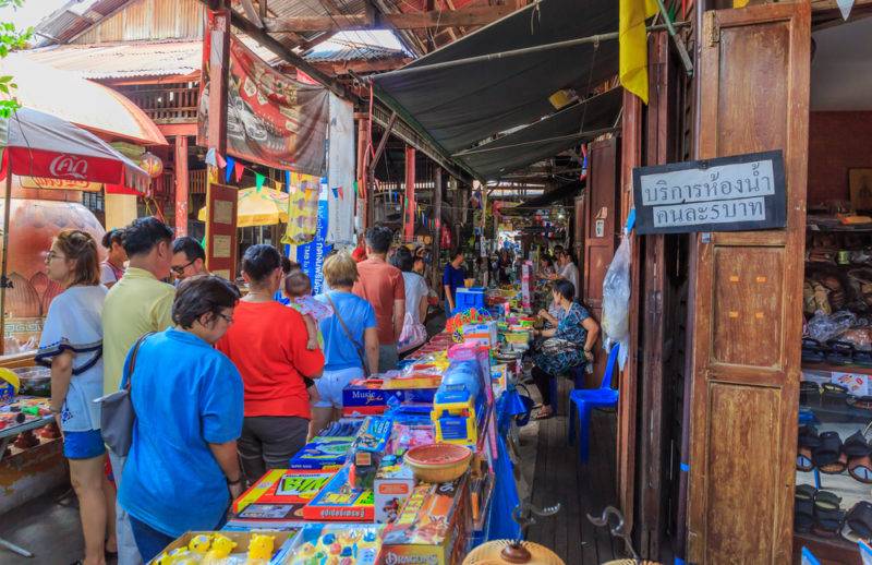 ตลาดบ้านใหม่ - ที่เที่ยวในฉะเชิงเทรา