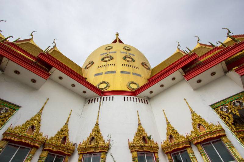 วัดโพรงอากาศ - ที่เที่ยวในฉะเชิงเทรา
