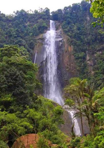 Air Terjun Ponot - Air Terjun paling Tinggi di Indonesia