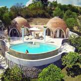 Mentigi Bay Dome Villas - Vila dengan private pool di Lombok
