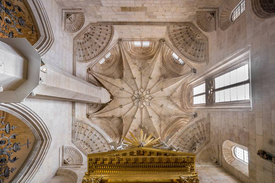 beautiful and elegant cathedral interior