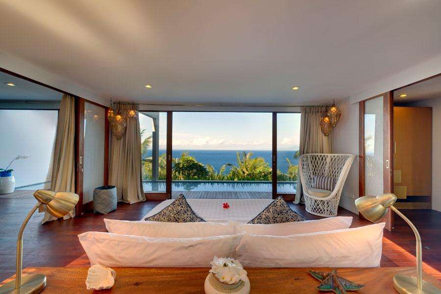 Malimbu Cliff Villa - Vila dengan Private Pool di Lombok
