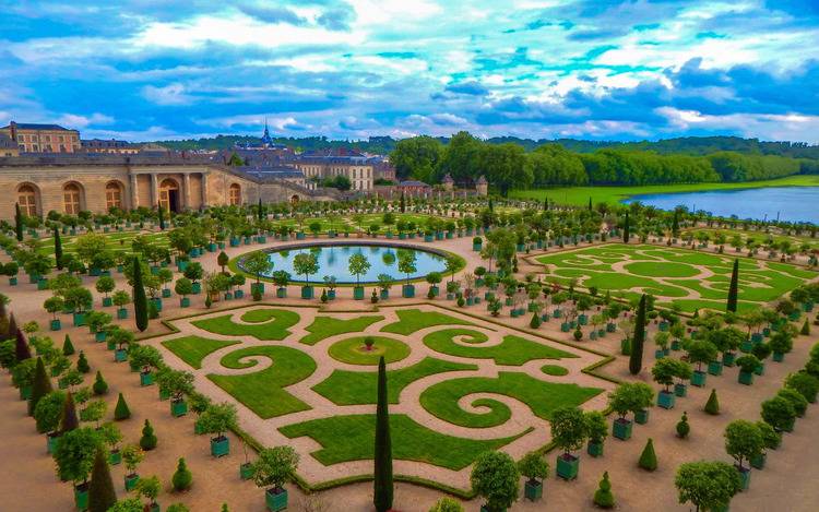 Lâu đài Versailles tại Pháp