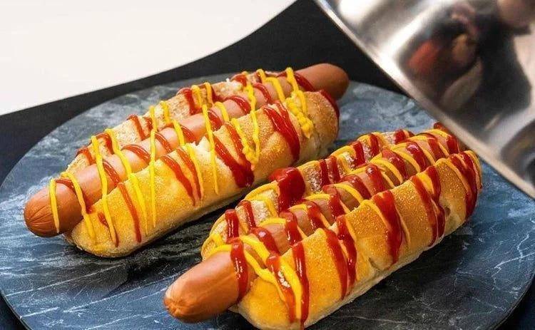 Hotdog là món ăn phổ biến ở Mỹ