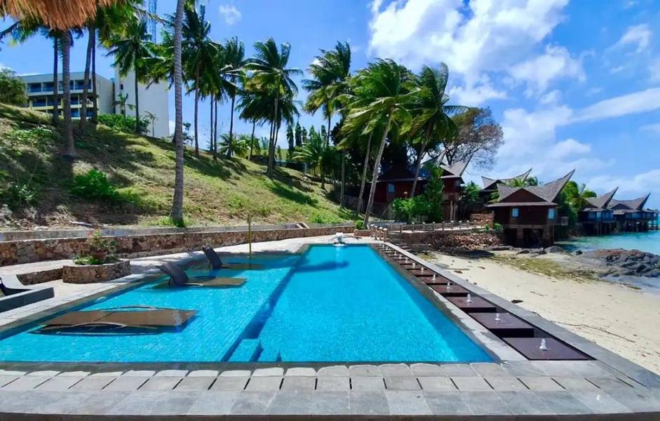 Resort Murah di Batam - Batam View Beach Resort