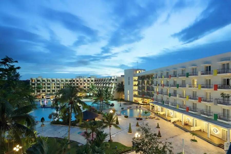 Resort Murah di Batam - HARRIS Resort Waterfront Batam
