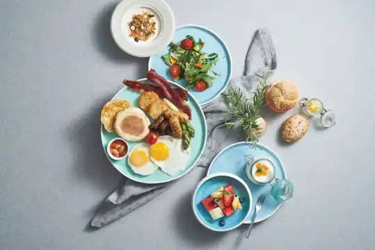 PARKROYAL COLLECTION Marina Bay - Singapore Hotel with Halal Breakfast