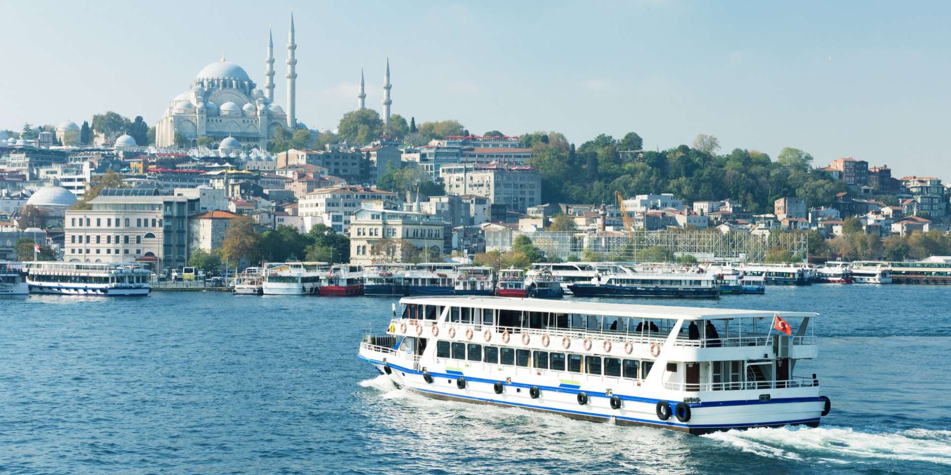 Getting Around Istanbul: A Guide to the City's Transport Options, Traveloka Team