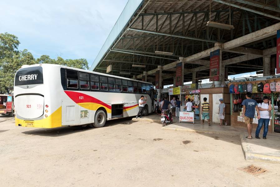 Đi xe buýt tại EL Nido