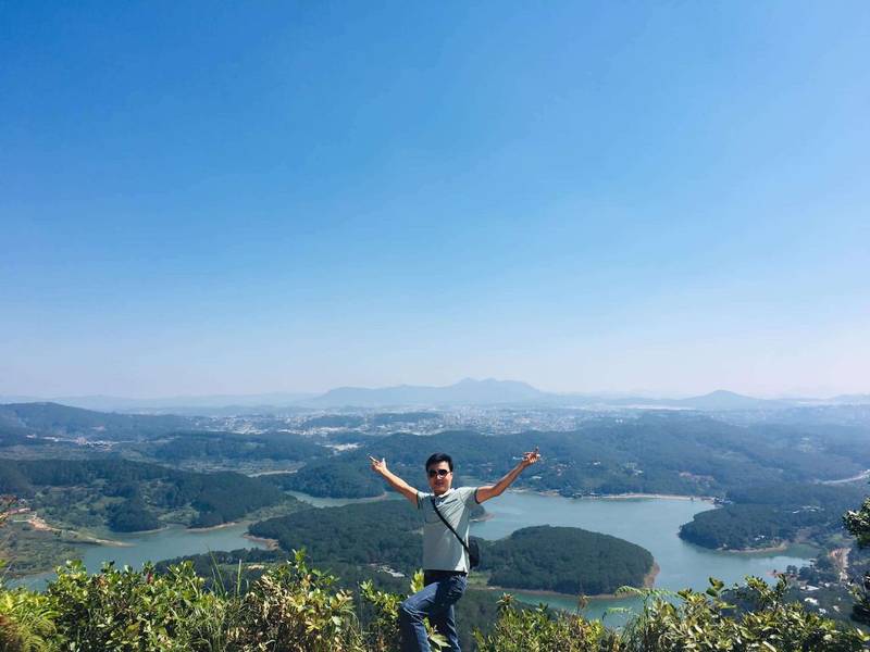 Trekking lên đỉnh Pinhatt