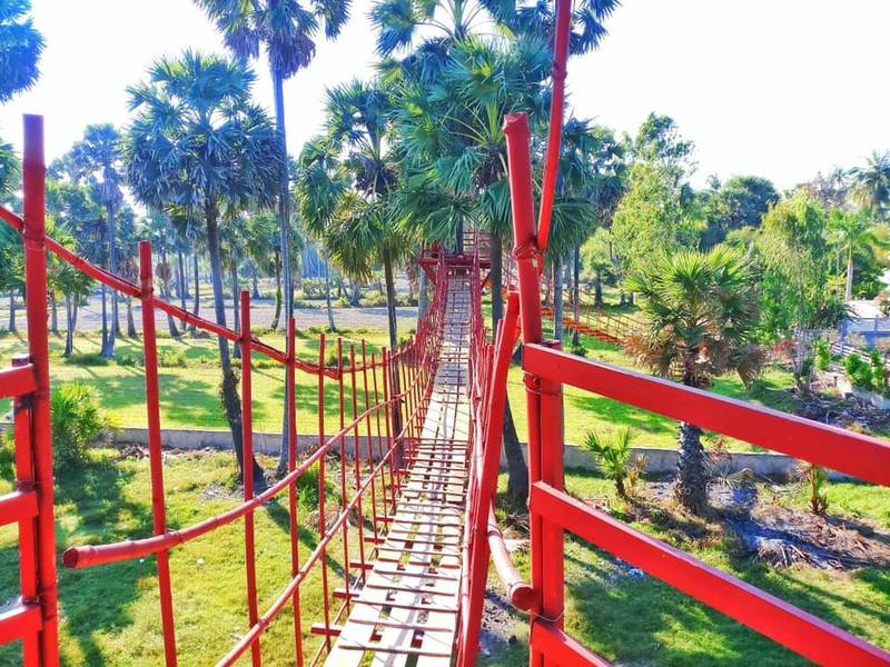 Cầu treo chùa Lầu