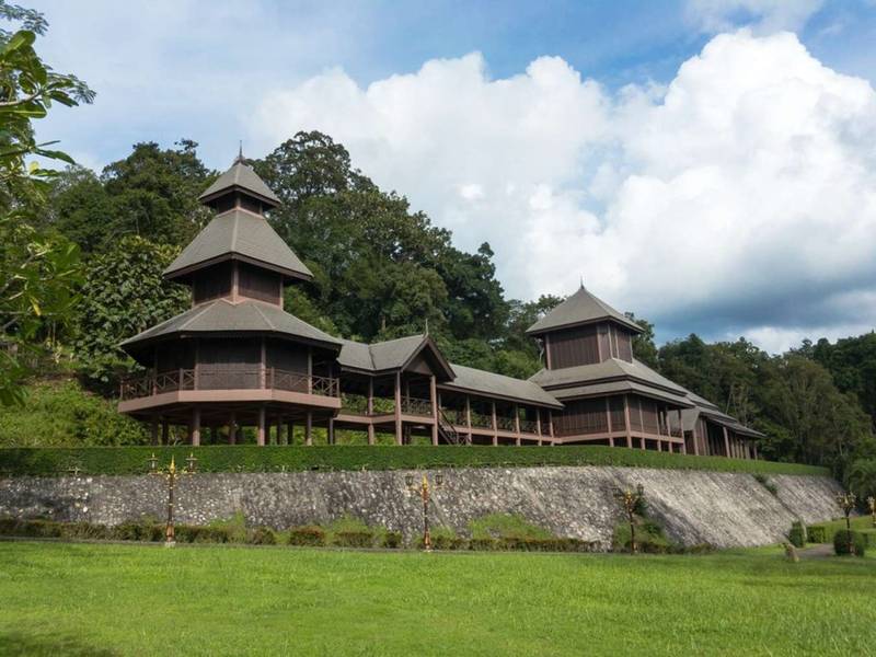 Rattana Rangsan Palace