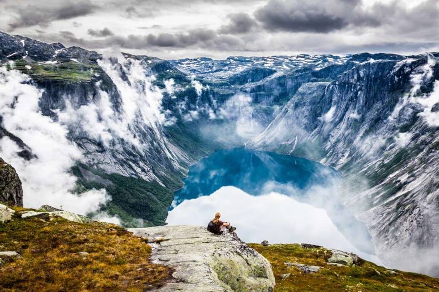 นอร์เวย์ ที่เที่ยว ฮาร์ดังเกอร์ฟยอร์ด (Hardangerfjord)