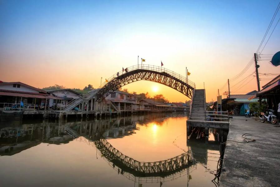 ชุมชนบ้านน้ำเชี่ยว
