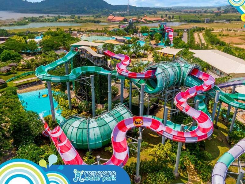 text:Aqua Coaster